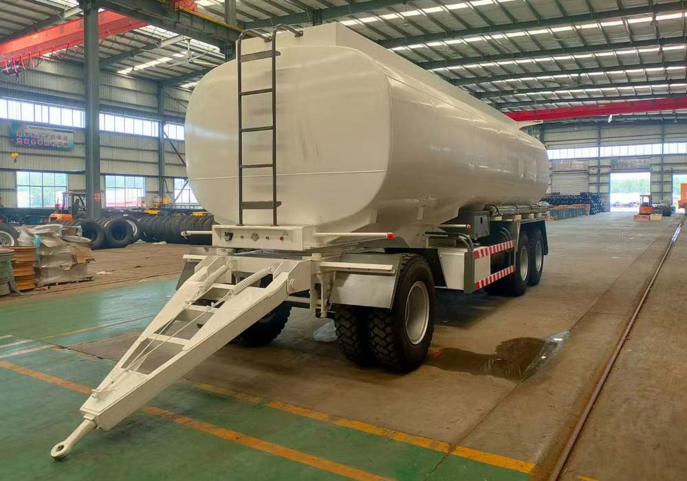 Drawbar fuel tanker trailer  Drawbar fuel tanker trailer