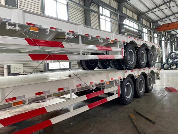 Low loader trailer Low loader trailer