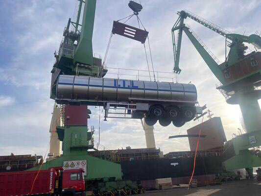 Aluminum Tanker Trailer for Shipment Aluminum Tanker Trailer for Shipment