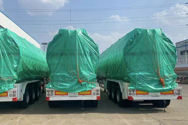 Tanker trailer for shipment Tanker trailer for shipment