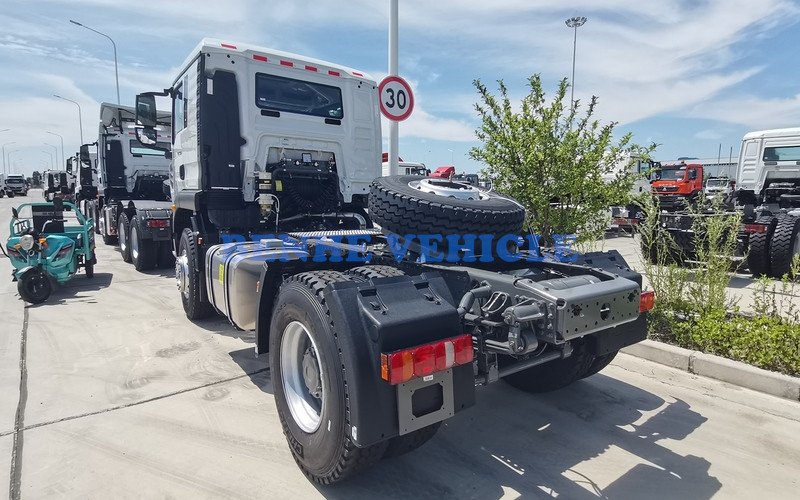 HOWO TX tractor truck HOWO TX tractor truck