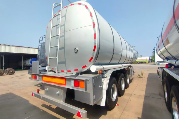 3 Axles Palm Oil Tanker Trailer 3 Axles Palm Oil Tanker Trailer