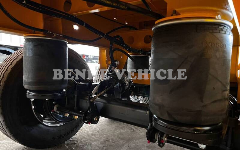 3 axles 13.5m flatbed trailer 3 axles 13.5m flatbed trailer