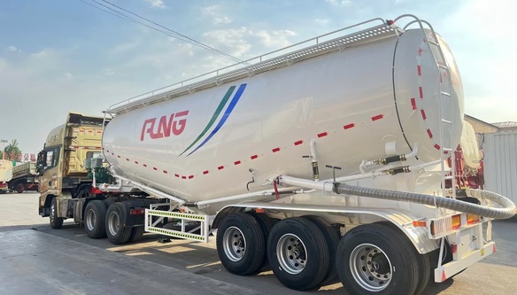 cement bulker trailer for shipment