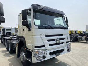 SINOTRUK 6x4 HOWO 400hp Tractor Truck