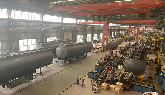 Semi-trailer production workshop
