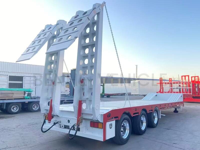 Gooseneck lowbed semi trailer