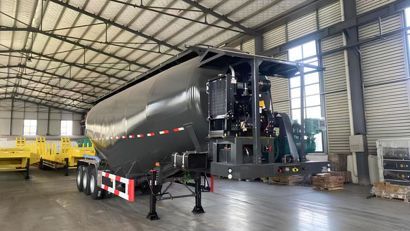 35m&sup3; cement bulker trailer