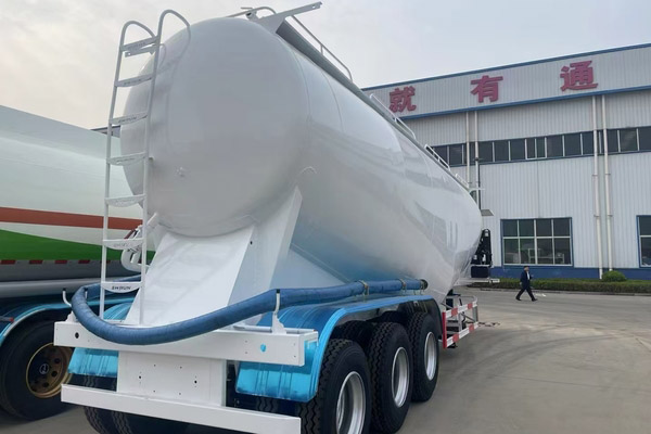 30CBM bulk cement trailer