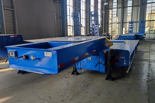 3 Axles Semi Lowbed Trailer