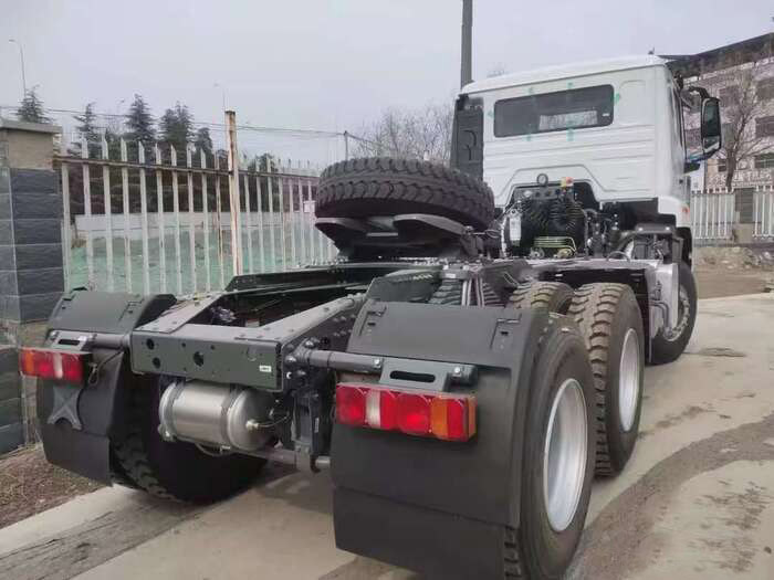 HOWO 6x4 tractor head