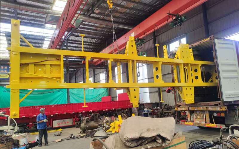 3 Axles 40ft Container Skeleton Semi Trailers Shipped To Peru