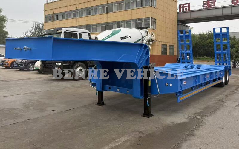 2 Axles Lowbed Trailer Will Be Shipped To Gabon