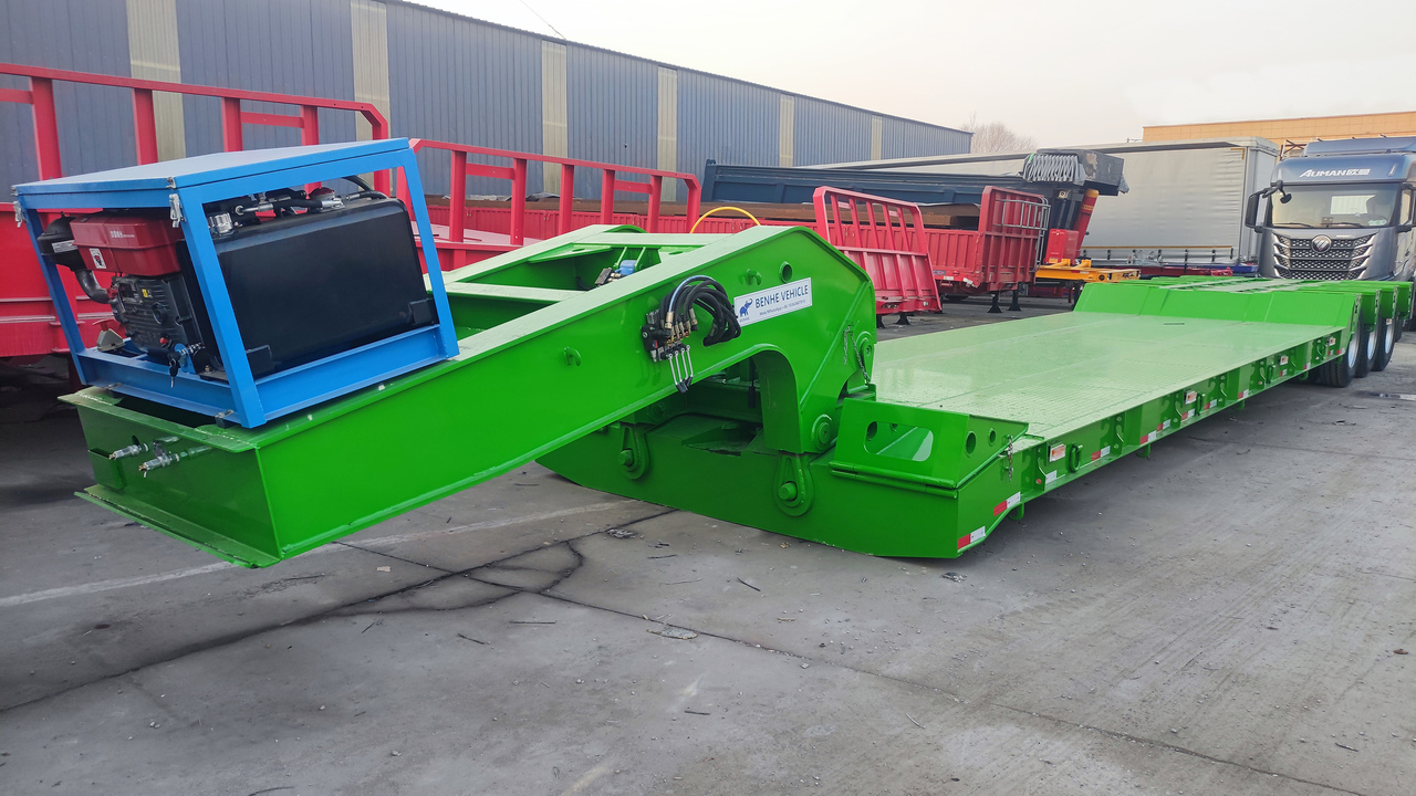 3 Axles Detachable Gooseneck Lowboy Trailer