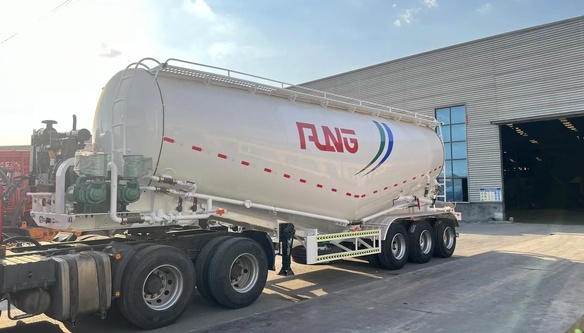 cement bulker trailer for shipment