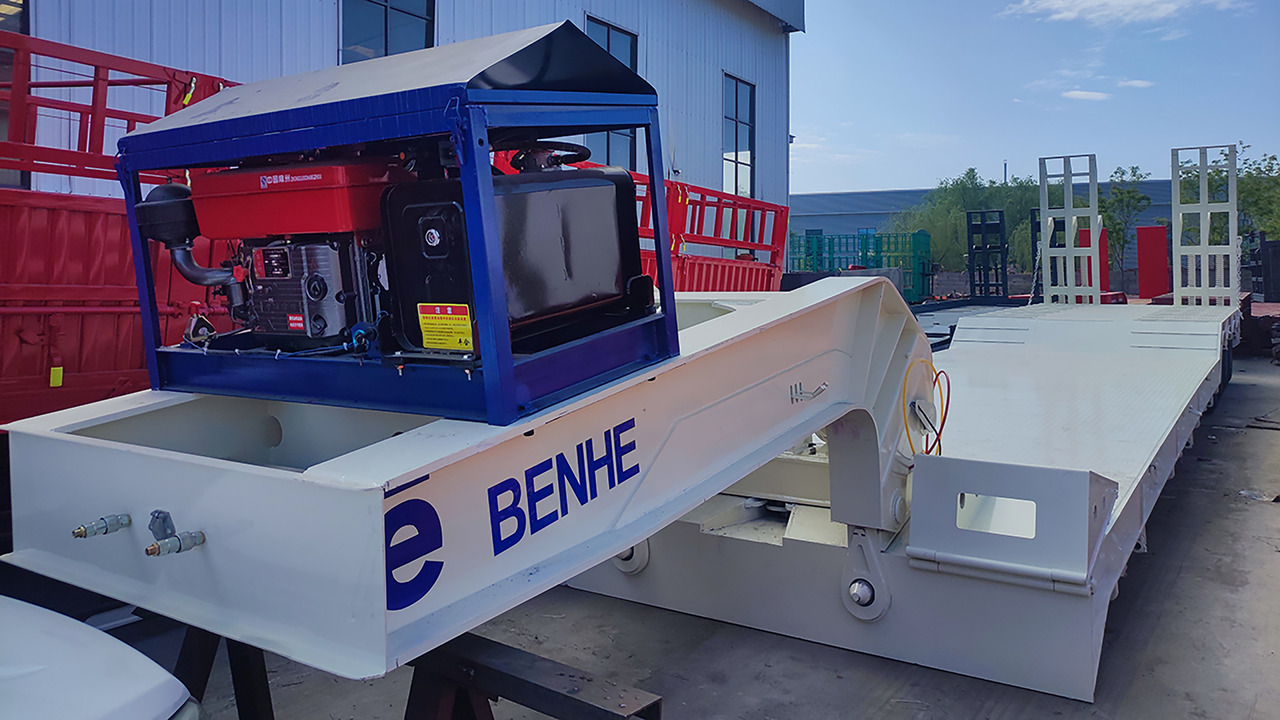 مقطورة BENHE ذات 4 محاور قابلة للفصل معقوفة Lowbed