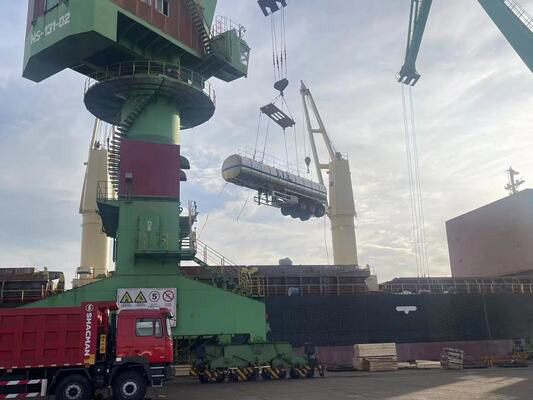 Aluminum Tanker Trailer for Shipment