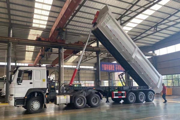  40CBM rear tipper trailer