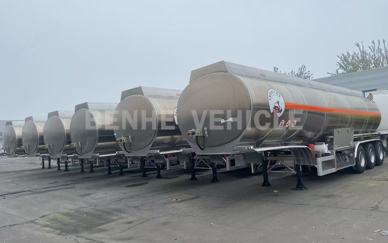 Aluminium Tanker Trailer Exported To Angola