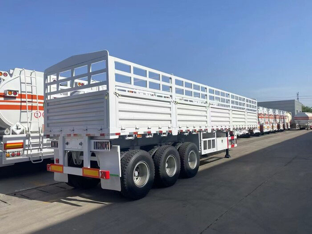 3 Axles Fence Truck Trailer